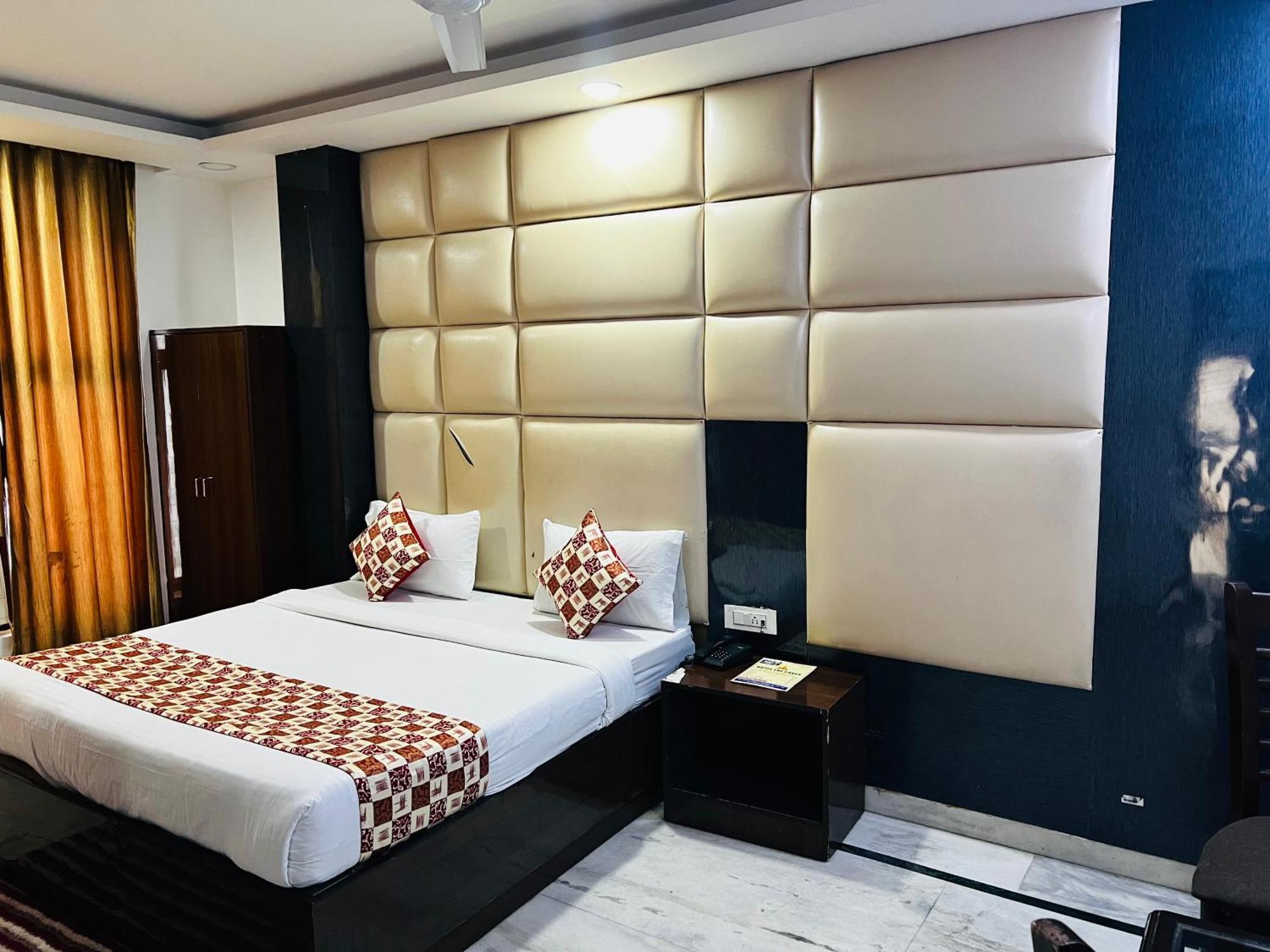 Hotel Le Mount Plaza Near Igi Airport Delhi Yeni Delhi Dış mekan fotoğraf