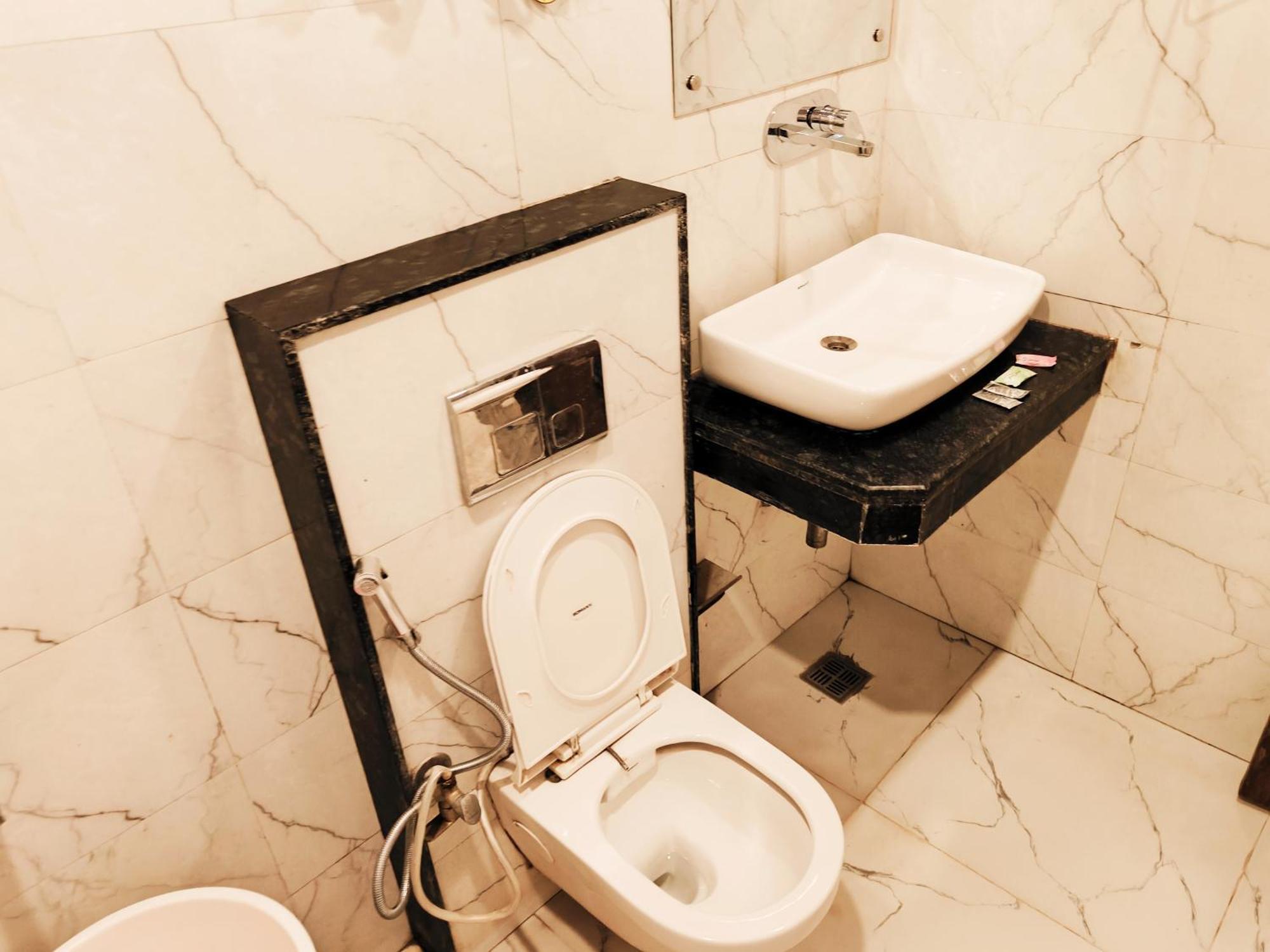 Hotel Le Mount Plaza Near Igi Airport Delhi Yeni Delhi Dış mekan fotoğraf