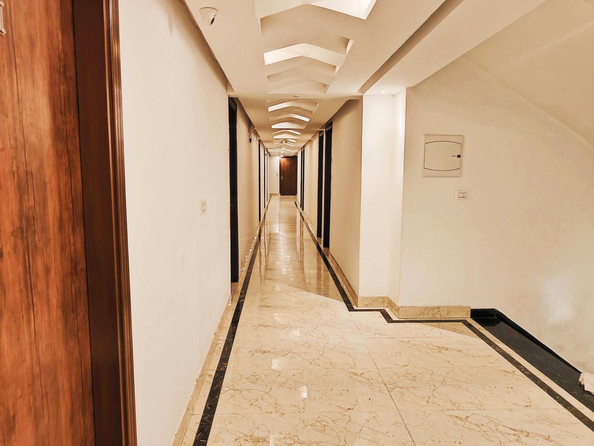 Hotel Le Mount Plaza Near Igi Airport Delhi Yeni Delhi Dış mekan fotoğraf