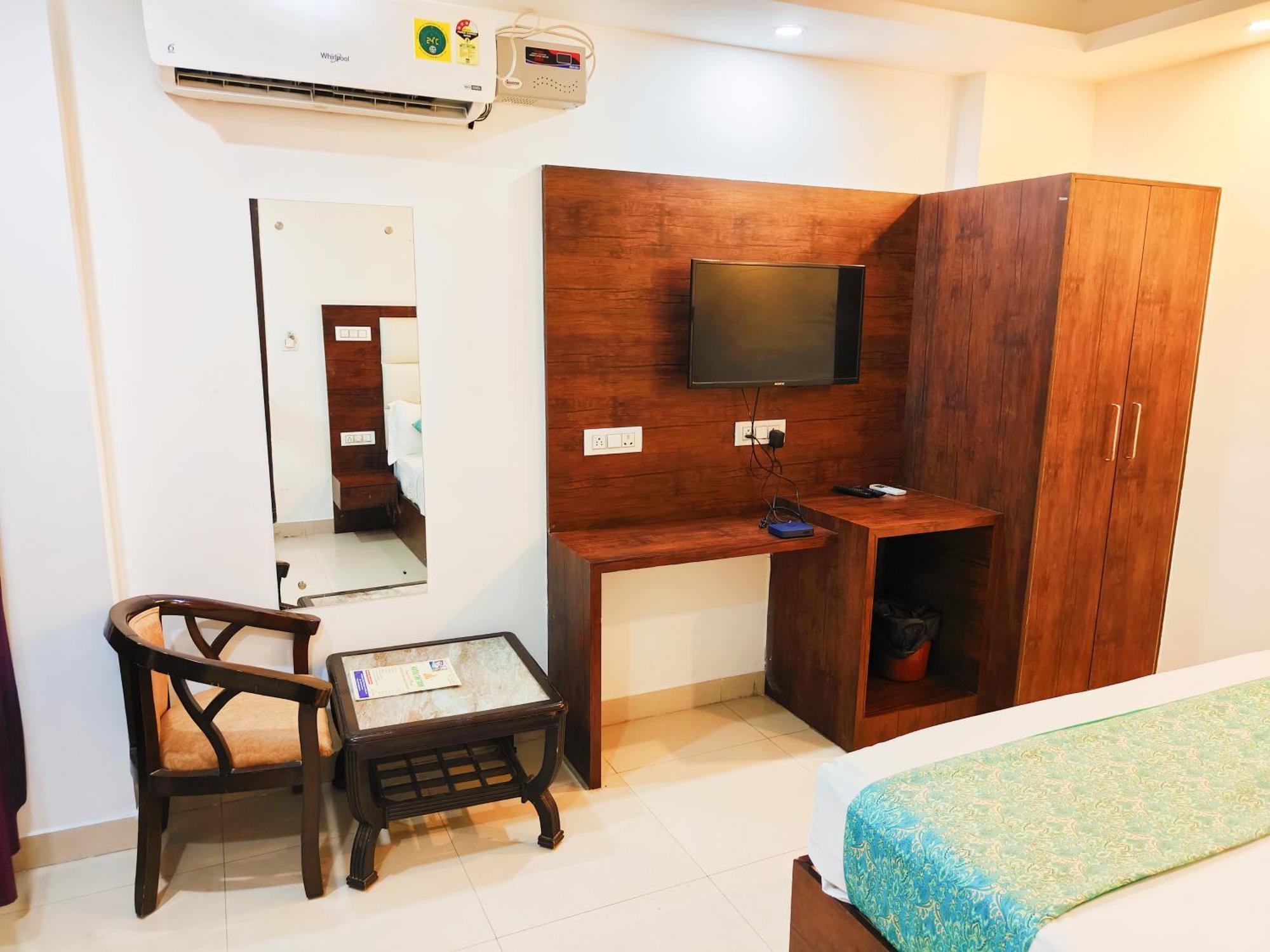 Hotel Le Mount Plaza Near Igi Airport Delhi Yeni Delhi Dış mekan fotoğraf